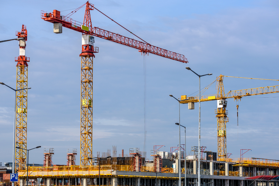 Kran auf Baustelle